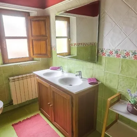 La Casa De Bustantegua Holiday home