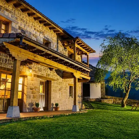 La Casa De Bustantegua *