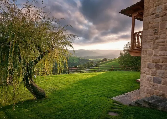 La Casa De Bustantegua 펜션 Selaya