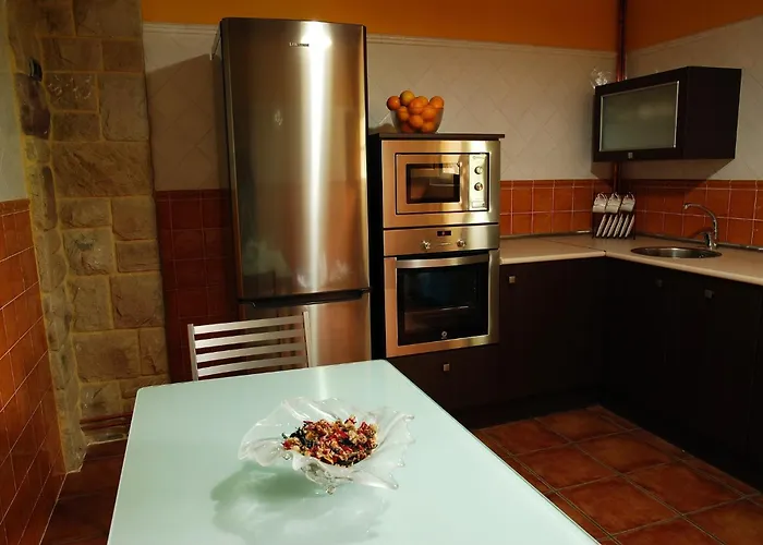 La Casa De Bustantegua 펜션 *